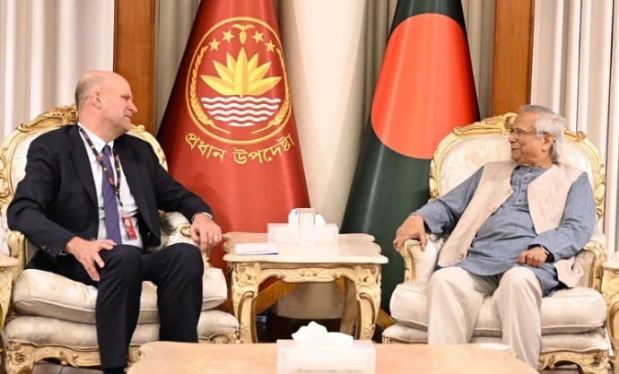 রোহিঙ্গা সংকটের টেকসই সমাধান একমাত্র প্রত্যাবাসনেই: প্রধান উপদেষ্টা